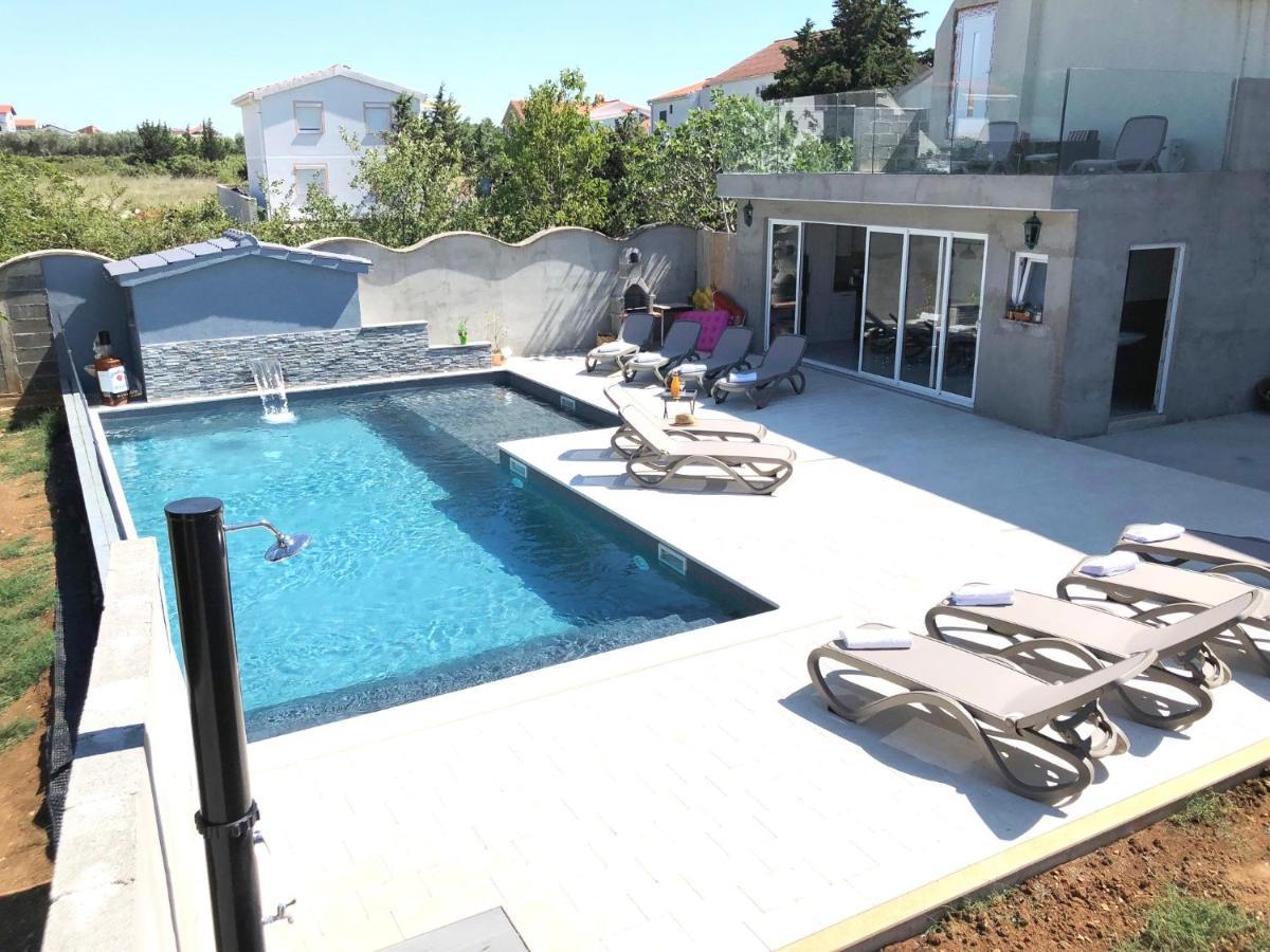 Croliday Apartment With Pool Nin Vrsi Exteriér fotografie