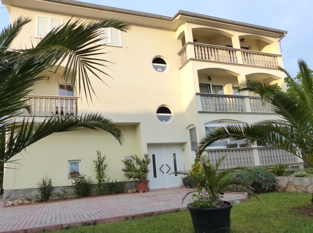 Croliday Apartment With Pool Nin Vrsi Exteriér fotografie